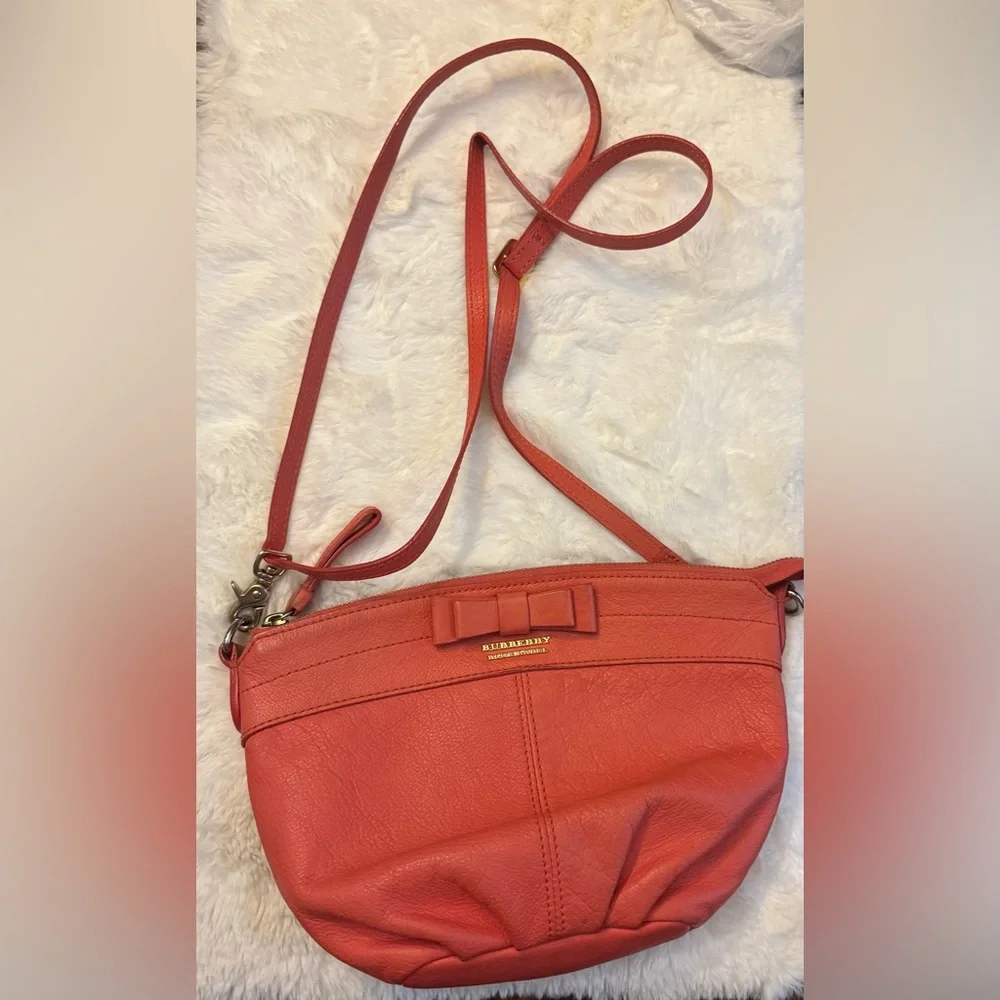 COPY - Burberry Pink Crossbody Bag with Gold Hardware - Picture 2 of 7